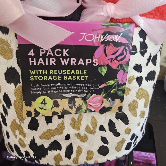 Betsey Johnson Hair Wrap Set in Black, Red, Orange, and Tan - Picture 4 of 4